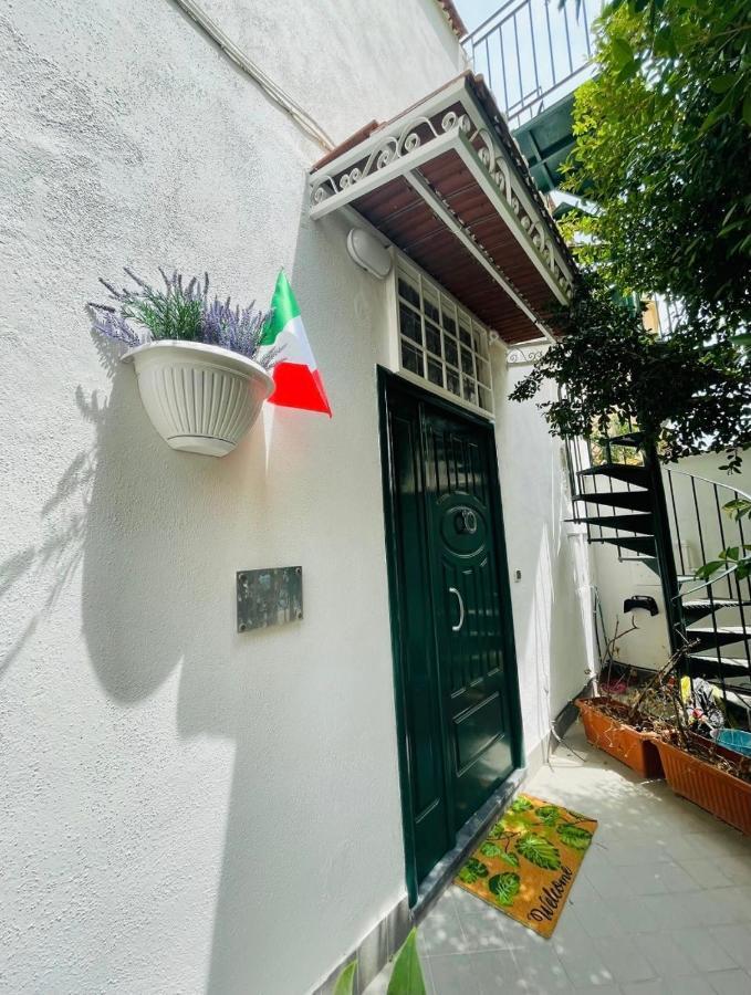 Posillipo 176 Home نابولي المظهر الخارجي الصورة
